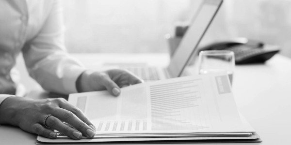 Derecho Mercantil / Abogados Mercantilistas  Jorba · Investigaciones de Due Diligence en Procesos de Compra y Venta de Empresas