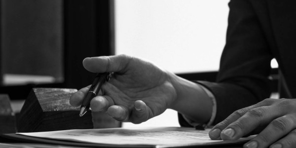 Derecho Mercantil / Abogados Mercantilistas  Jorba · Redacción y Revisión de Contratos de Construcción y Proyectos Obra Pública